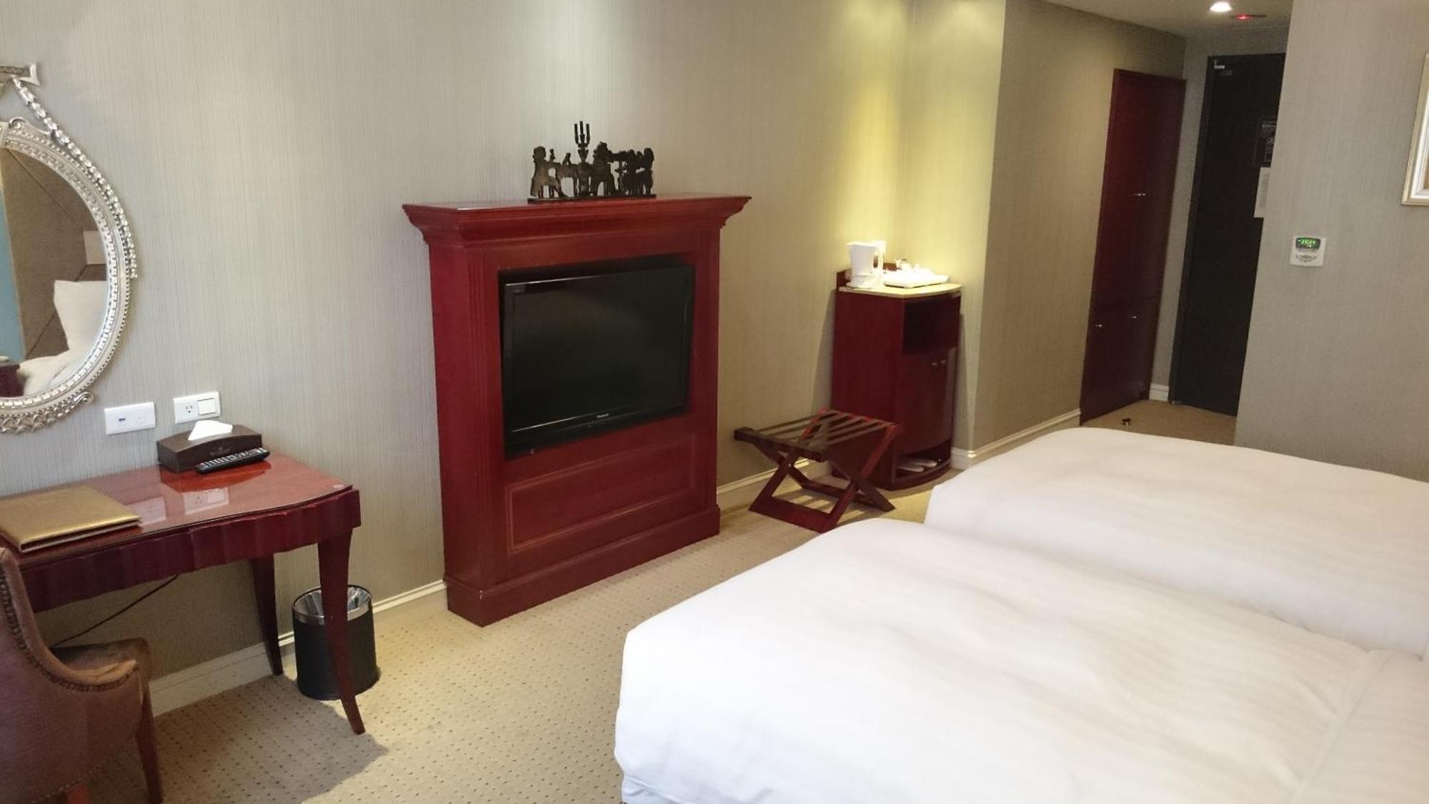 Mrt Hotel Taipei Room photo