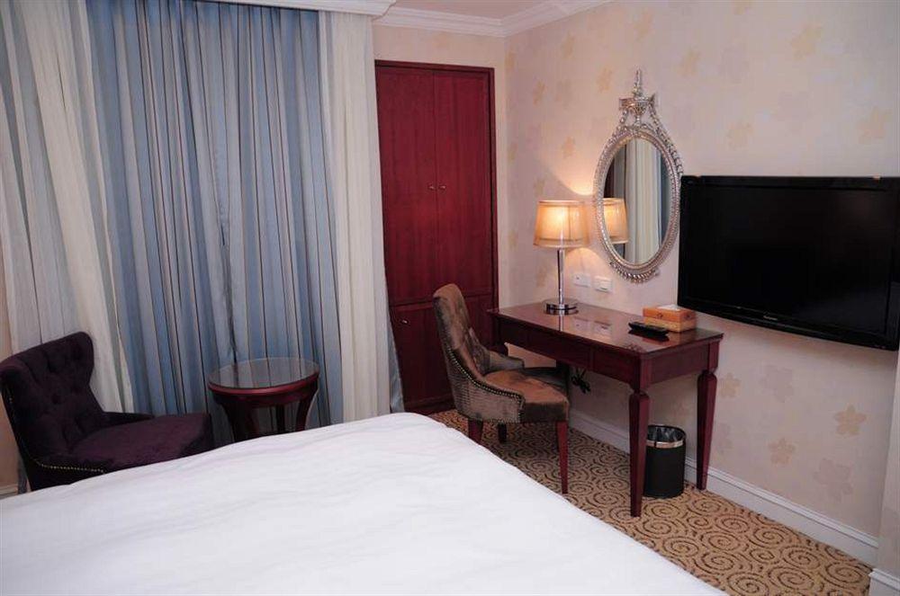 Mrt Hotel Taipei Exterior photo